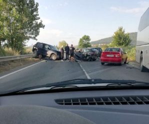 Повертались з відпочинку: авто з молодими українцями потрапило у жахливу аварію в Болгарії, є загиблі та багато постраждалих