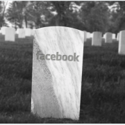 Віртуальне кладовище: Facebook вирішив долю померлих користувачів
