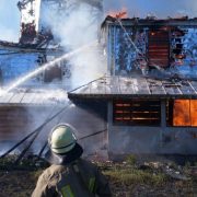 Тяжке горе: у Новоселиці збирають гроші на відбудову церкви, що згоріла (ФОТО)