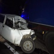 Уночі на Прикарпатті від зіткнення з вантажівкою загинули водій ВАЗу та пасажир