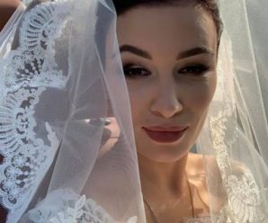 Популярна українська співачка вийшла заміж (фото)