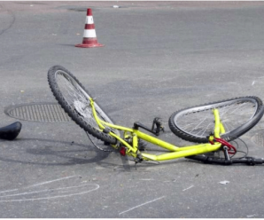 У Франківську водій Renault Kangoo збив дитину на велосипеді