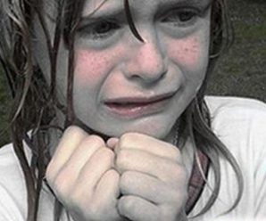 “Хотів сексу”: злодій-педофіл посеред вулиці жорстоко зґвалтував 13-річну дівчинку