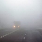 Туман і сильний вітер. На Прикарпатті оголосили штормове попередження
