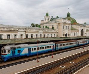 В Івано-Франківську тернополянина не впустили у вагон через українську мову