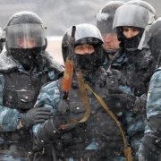Суд відпустив з-під варти ексберкутівців, яких звинувачують у розстрілах на Майдані