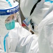 Без паніки: відомий прикарпатський пульмонолог розповів про загрози смертельного коронавірусу