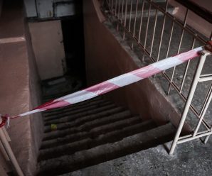 У Франківську в підвалі багатоквартирного будинку знайшли труп чоловіка