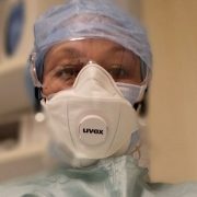 «Свідомо знову лізу в пекло» – українська медсестра з міста Берґамо, яка поборола коронавірус