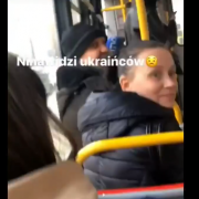 “Уй*буй – ненавиджу!”: У Польщі молоду українку принизили та пригрозили розправою (відео 18+)