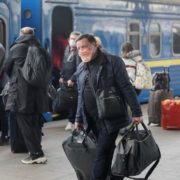 “Відмовились від обсервації і втекли”: українці, які повернулись з-за кордону, шокували поведінкою