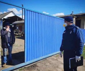 Стали мішенню: українка, яка втратила батька через коронавірус, шокувала розповіддю про терор сусідів