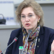 Лікарка прогнозує, що коронавірусом будуть інфіковані 80% українців