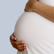 “Ридала і благала врятувати”: у Тернополі жінка три дні проходила з мертвою дитиною в утробі, бо у лікарів вихідний