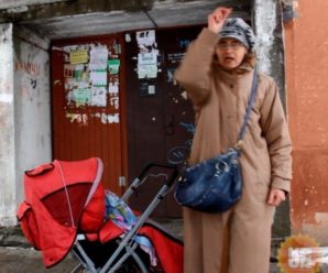 З’ясувалося, як живе найстаріша мама в Україні: сусіди скаржаться на лайку та жебрацтво