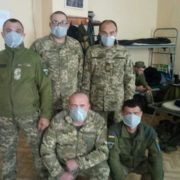 Військові отримали захисні костюми та маски від калуського волонтерського штабу. ФОТОЗВІТ