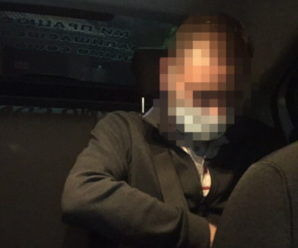 У Франківську п’яний водій “Лексуса” спробував дати патрульним 800 доларів хабаря