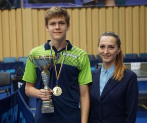 Юний тенісист із Рогатина став абсолютним чемпіоном України (ФОТО)