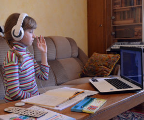 В Україні майже третина батьків задоволені дистанційним навчанням дітей