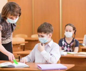 В Україні планують запровадити страхування вчителів та дітей у школах