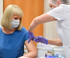 В Україні хочуть ввести обов’язкову вакцинацію: незгодним заборонять працювати і вчитися