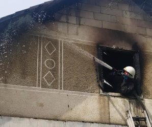 На Калущині пожежники врятували будинок від вогню