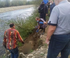 На Прикарпатті вбивця закопав тіло знайомого на березі річки (ФОТО)