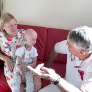 Єдина в Україні дівчинка з синдромом передчасного старіння успішно перенесла складну операцію