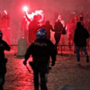 В Італії тривають масові протести проти нових карантинних обмежень, поліція застосувала сльозогінний газ