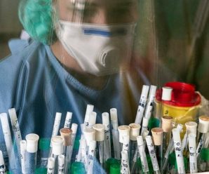 Коронавірус в Україні: за добу встановлено два антирекорди