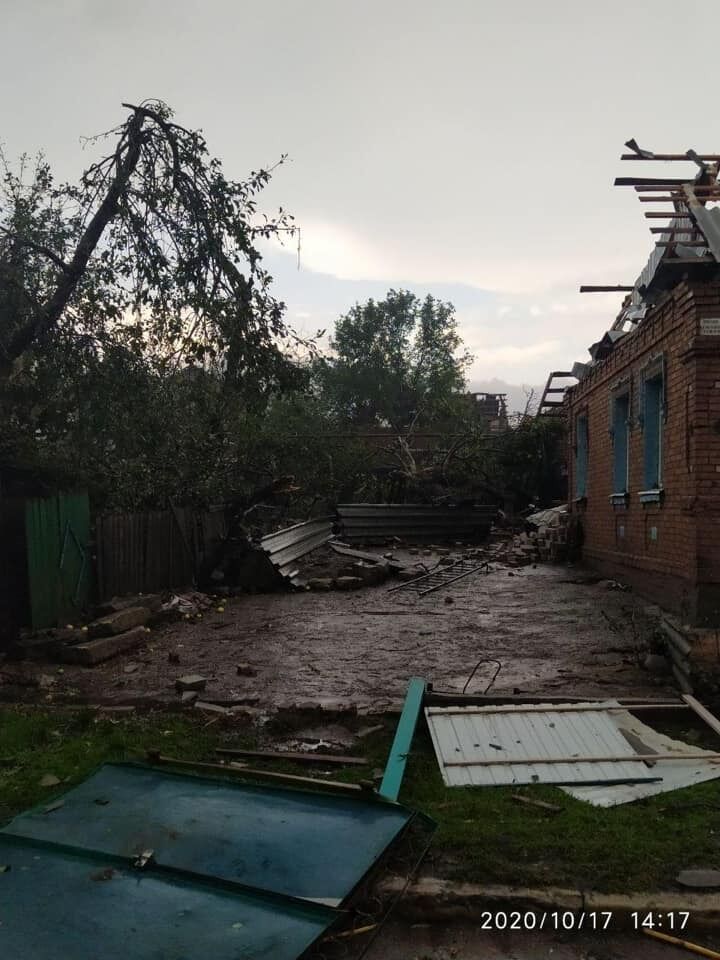 Ураган у Кропивницькому, за словами очевидців, нагадував смерч