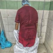 “Медсестри сплять на підлозі, всі мокрі”: хвора на коронавірус шокувала розповіддю про жахи в одній з українських лікарень