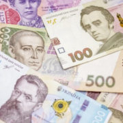Франківським освітянам боргують 16 мільйонів гривень зарплати