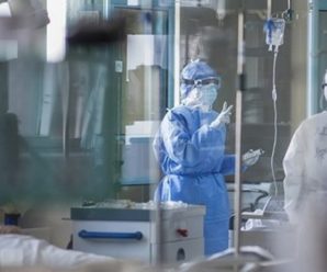 Відсутність лікарів і трупи в коридорах: що коїться в українських лікарнях для хворих на коронавірус