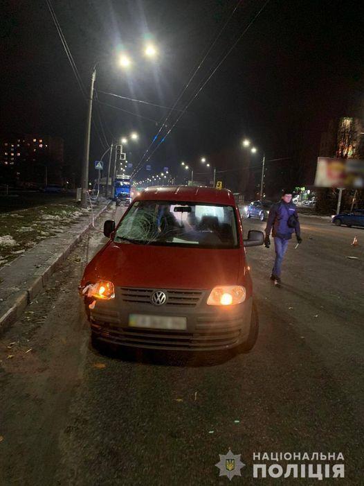 ДТП Черкаси: водій збив бабусю з дитиною на переході, жінка загинула - фото