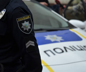 У Франківську патрульні поліцейські двічі за ніч закривали нічний клуб (ФОТО)