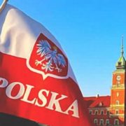 Зарплата у 200-300 тисяч гривень на місяць: Польща почала запрошувати на роботу українських лікарів