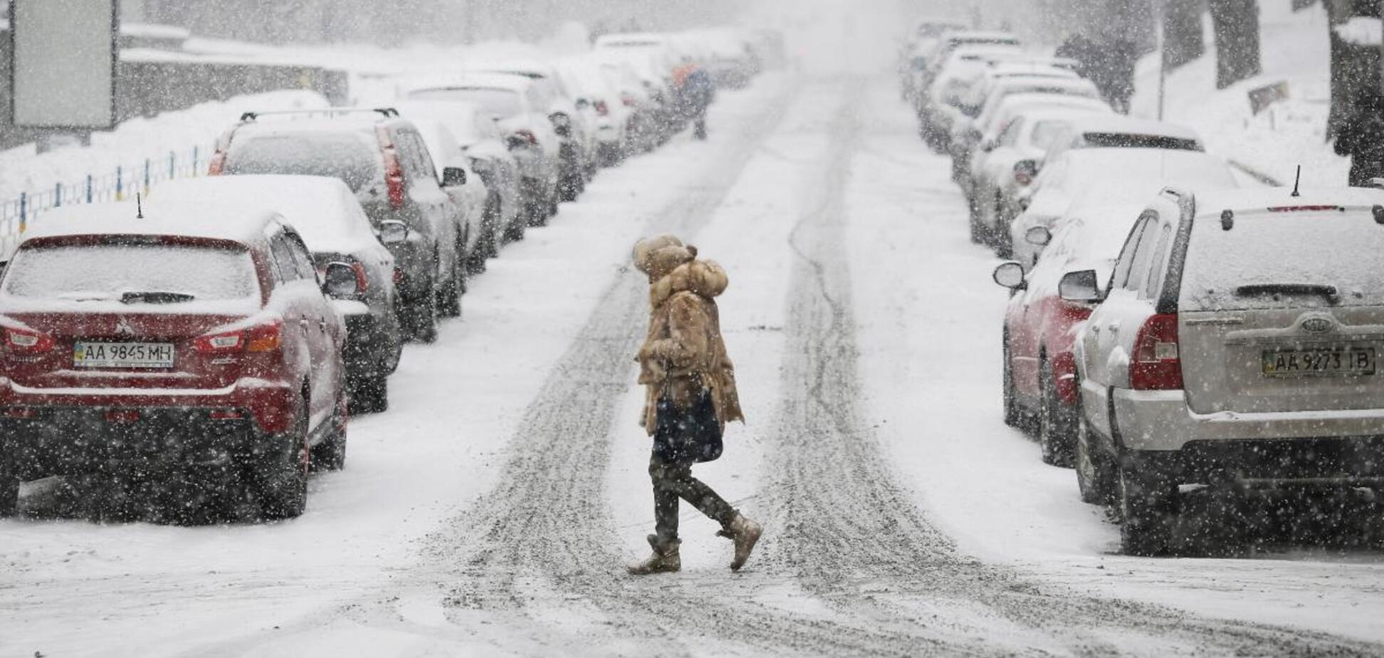 Зима здивує Україну снігом, - синоптик