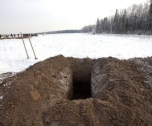 49-річний чоловік помер у власноруч викопаній могилі