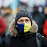 Психолог розповів українцям, як пережити локдаун