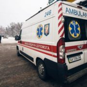 У Києві біля метро на смерть замерз 23-річний іноземець: хлопця знайшли без взуття
