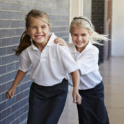 Чому в багатьох країнах немає обов’язкової шкільної форми і яким має бути дрес-код