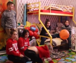 Франківка Олена Кузьменко самостійно виховує 17 дітей