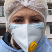 “Закрийте на*** Львів”: через критичну ситуацію з коронавірусом лікарка звернулася до президента