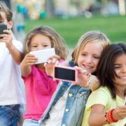 Створять нову версію популярної соціальної мережі для дітей до 13 років