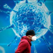 Коли світ приборкає коронавірус: у ВООЗ озвучили терміни