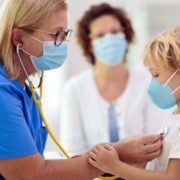Роз’яснення Служби здоров’я щодо медоглядів школярів