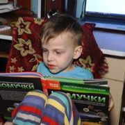 5-річний хлопчик з Прикарпаття вивчив таблицю Менделєєва, латинський та грецький алфавіти