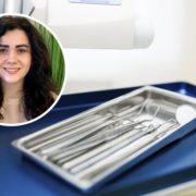 Била і знущалася над дітьми: скандальна стоматолог знову приймає пацієнтів