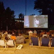 У міському парку Івано-Франківська організують літній кінотеатр